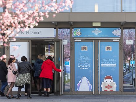 Targi-KRAKDENT-2022-dzien-drugi (4).jpg