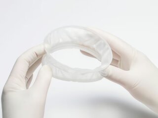 Ivoclar - OptraGate-2male.jpg