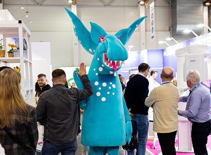 31. Międzynarodowe Targi Stomatologiczne KRAKDENT w Krakowie (6).jpg